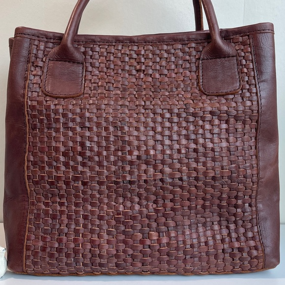 Artisan Woven Genuine Leather Tote Crossbody Bag - Picture 3 of 17